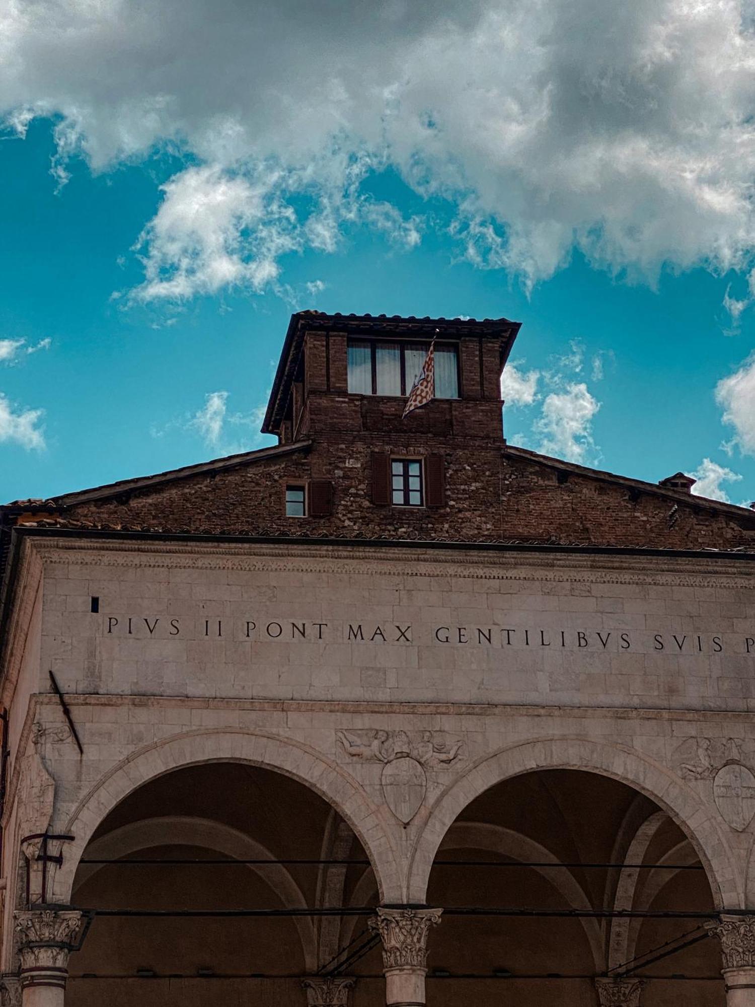 B&B Le Logge Luxury Rooms Siena Dış mekan fotoğraf
