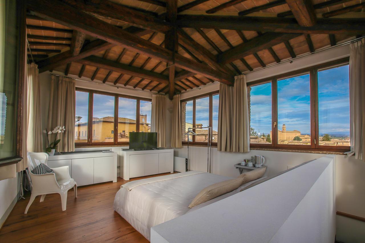 B&B Le Logge Luxury Rooms Siena Dış mekan fotoğraf